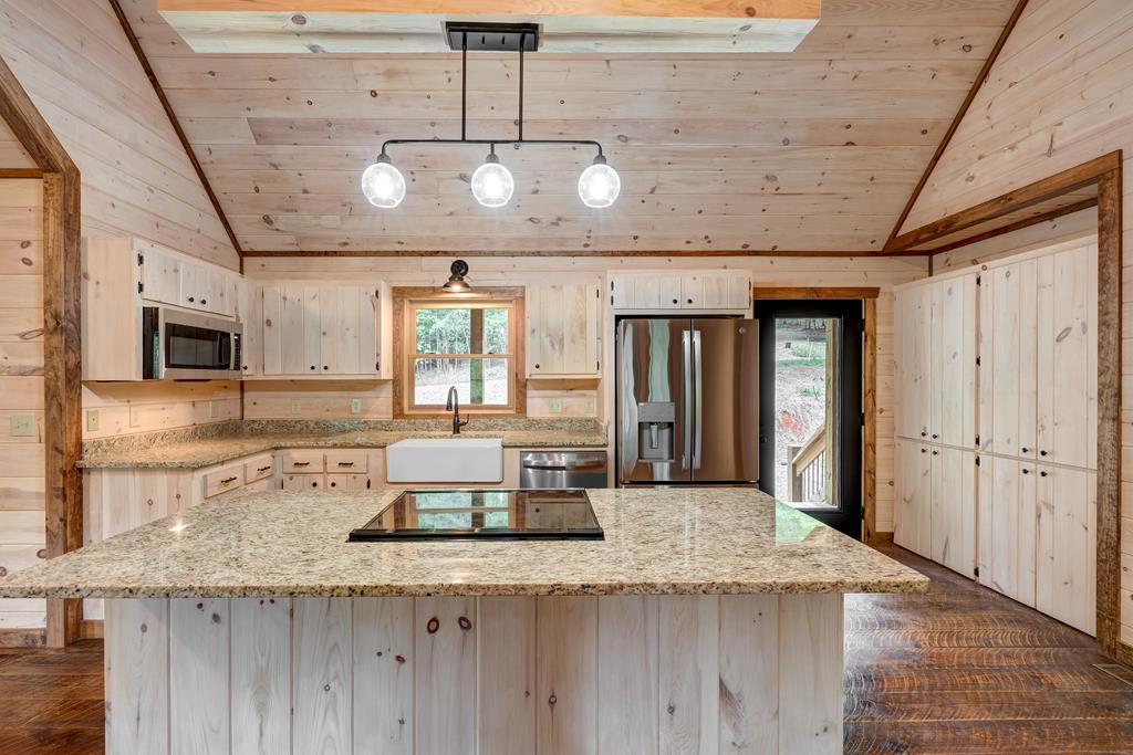 58 Wolf Crk Drive Mineral Bluff, GA 30559 - Photo 18 of 66