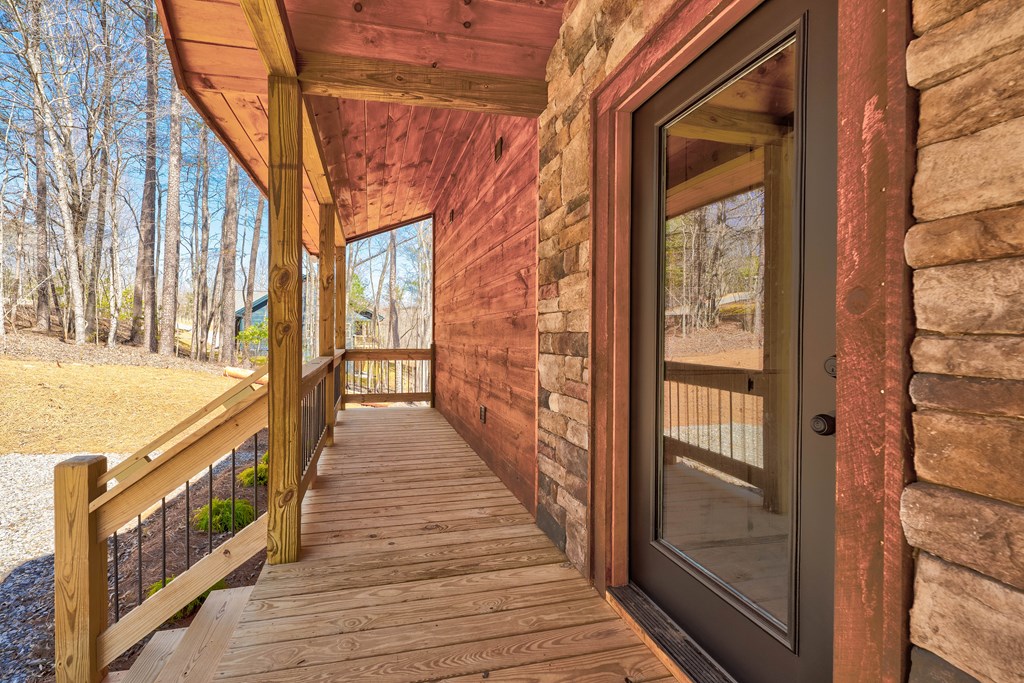 58 Wolf Crk Drive Mineral Bluff, GA 30559 - Photo 4 of 66