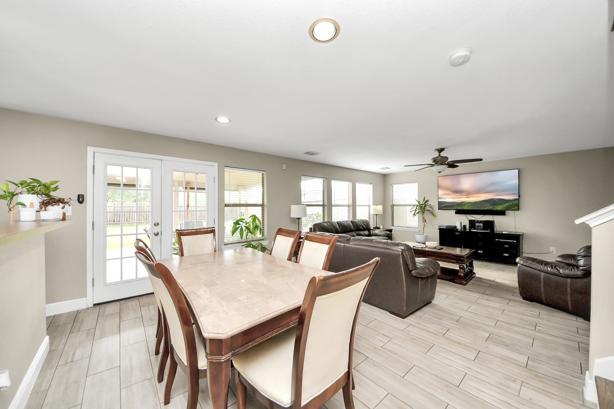 13915 Prosperity Ridge Drive Houston, TX 77048 - Photo 15 of 41