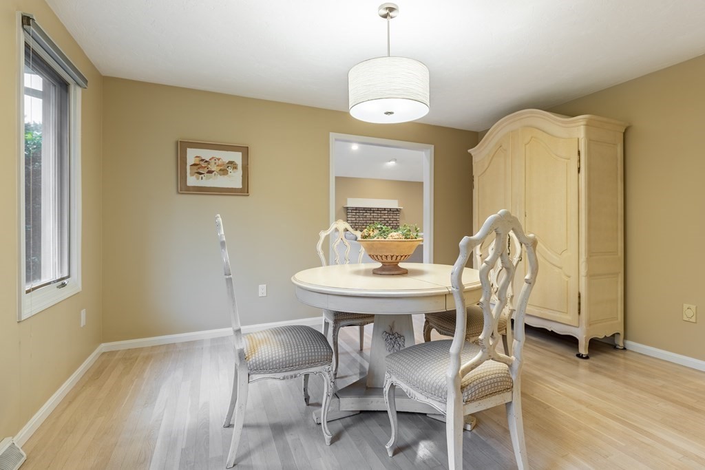 18 Magnolia Road Sharon, MA 02067 - Photo 12 of 41
