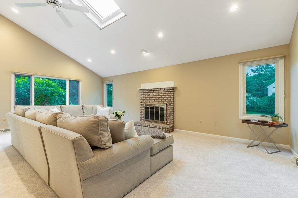 18 Magnolia Road Sharon, MA 02067 - Photo 15 of 41