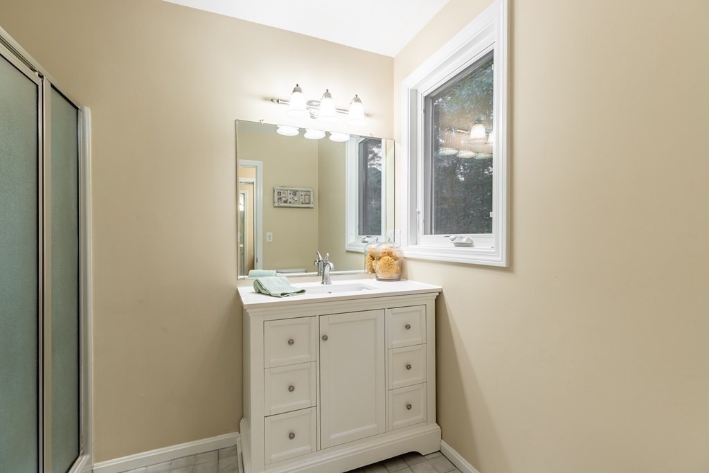 18 Magnolia Road Sharon, MA 02067 - Photo 26 of 41