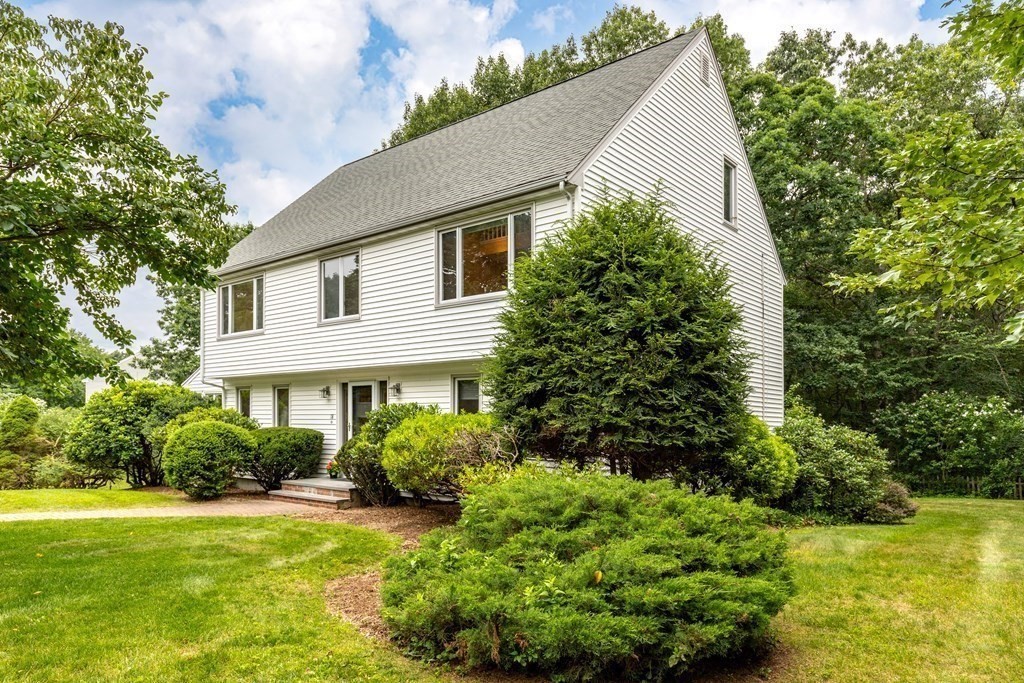 18 Magnolia Road Sharon, MA 02067 - Photo 33 of 41