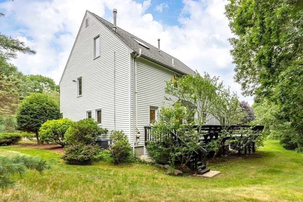 18 Magnolia Road Sharon, MA 02067 - Photo 37 of 41