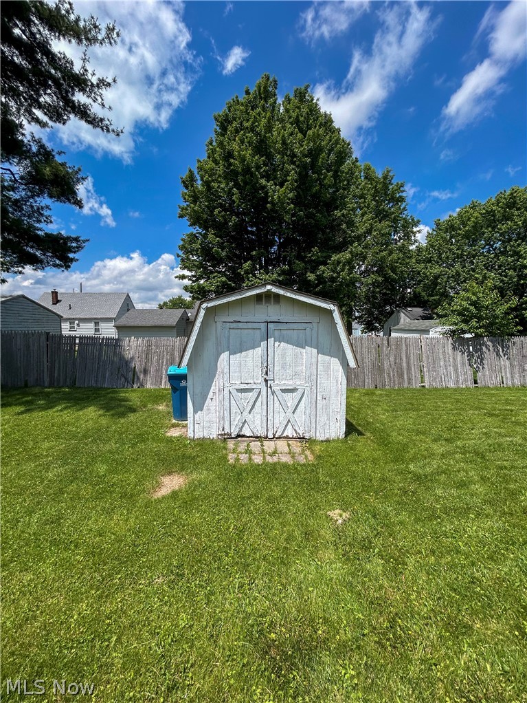 637 Edison Street Struthers, OH 44471 - Photo 20 of 21 Gallery Image 20