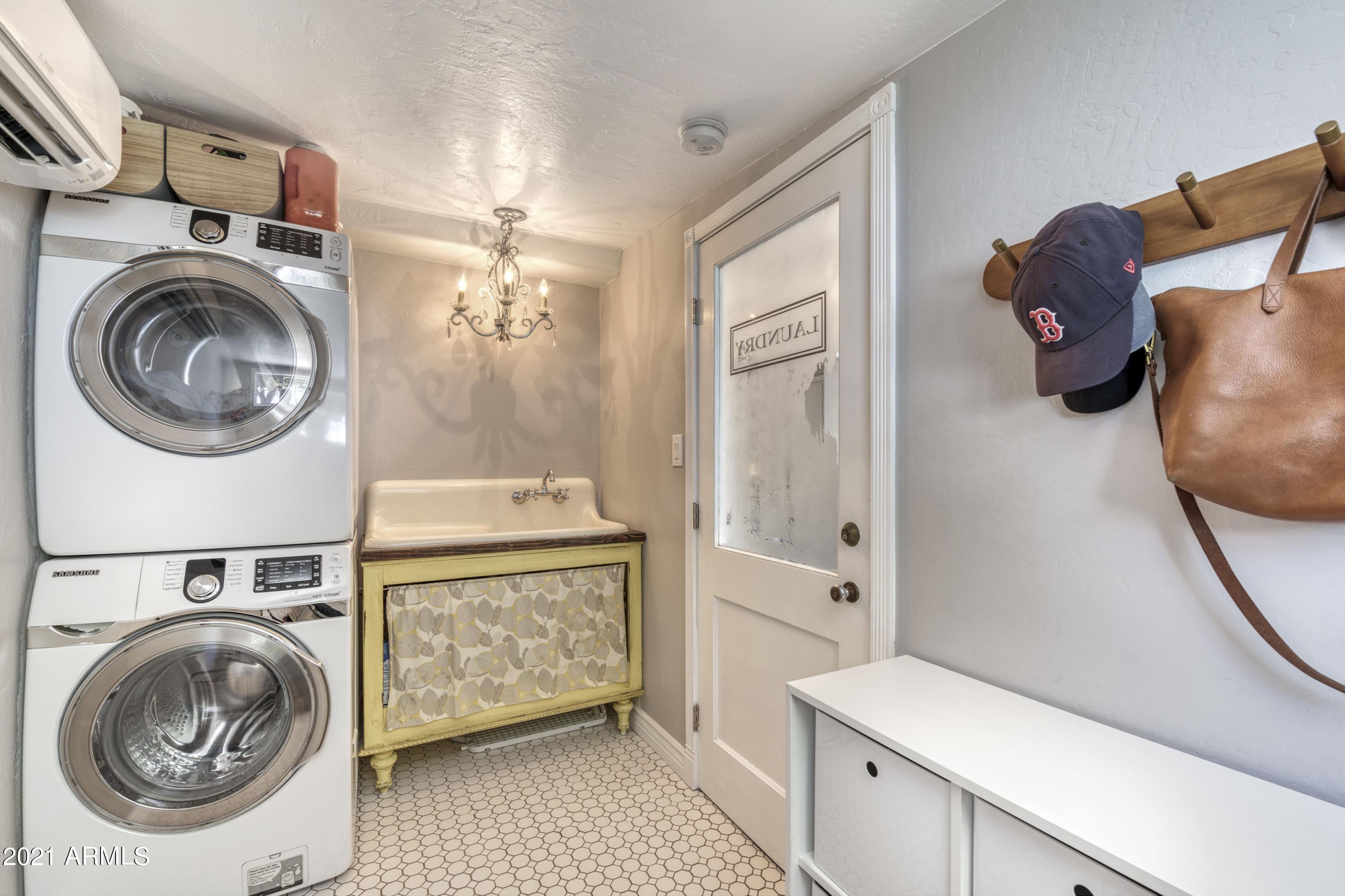 4202 East Cheery Lynn Road Phoenix, AZ 85018 - Photo 36 of 43 Laundry Room