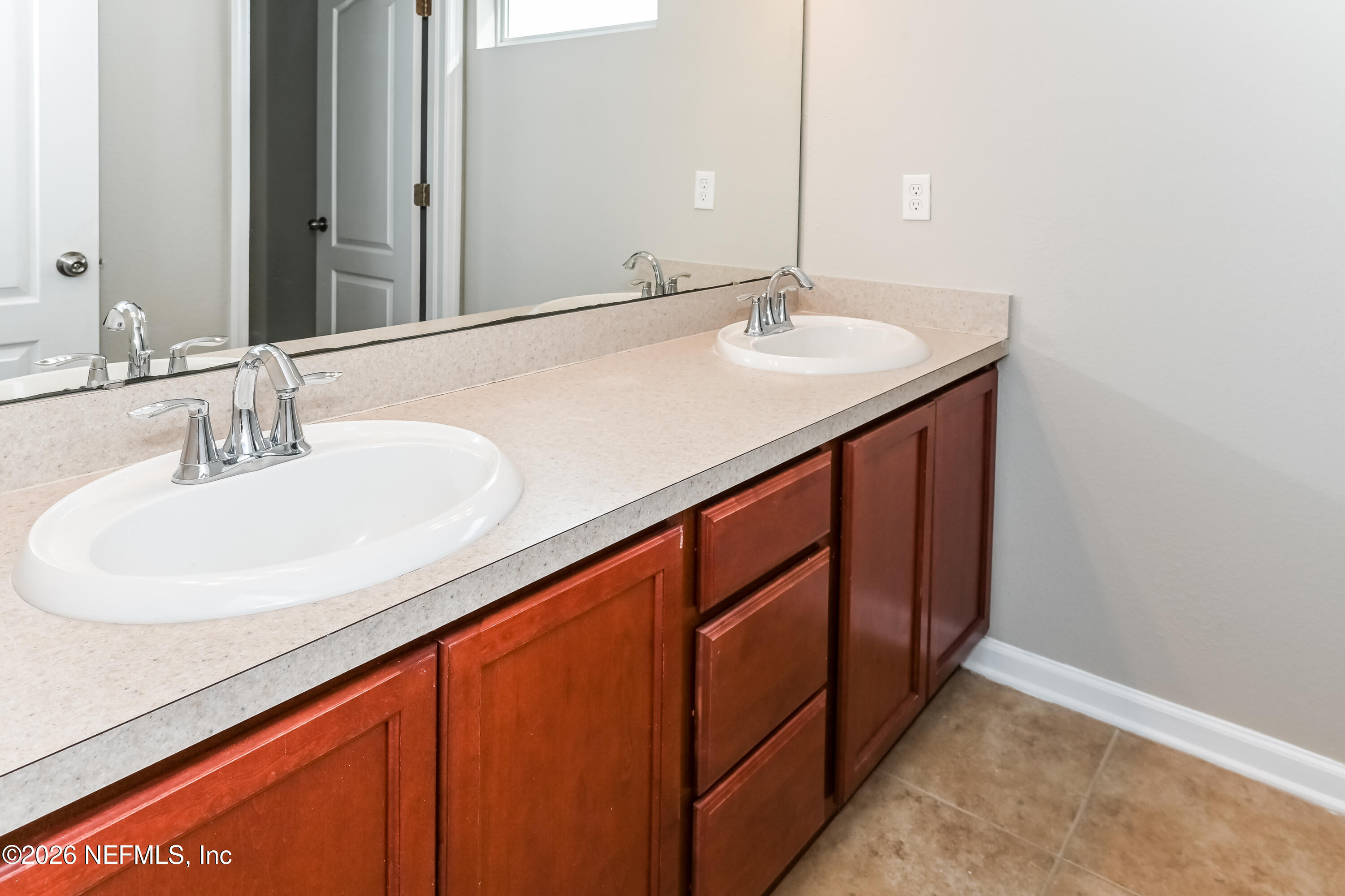 16300 Tisons Bluff Road Jacksonville, FL 32218 - Photo 10 of 15 1004439.16300 Tisons Bluff Rd - Bathroom