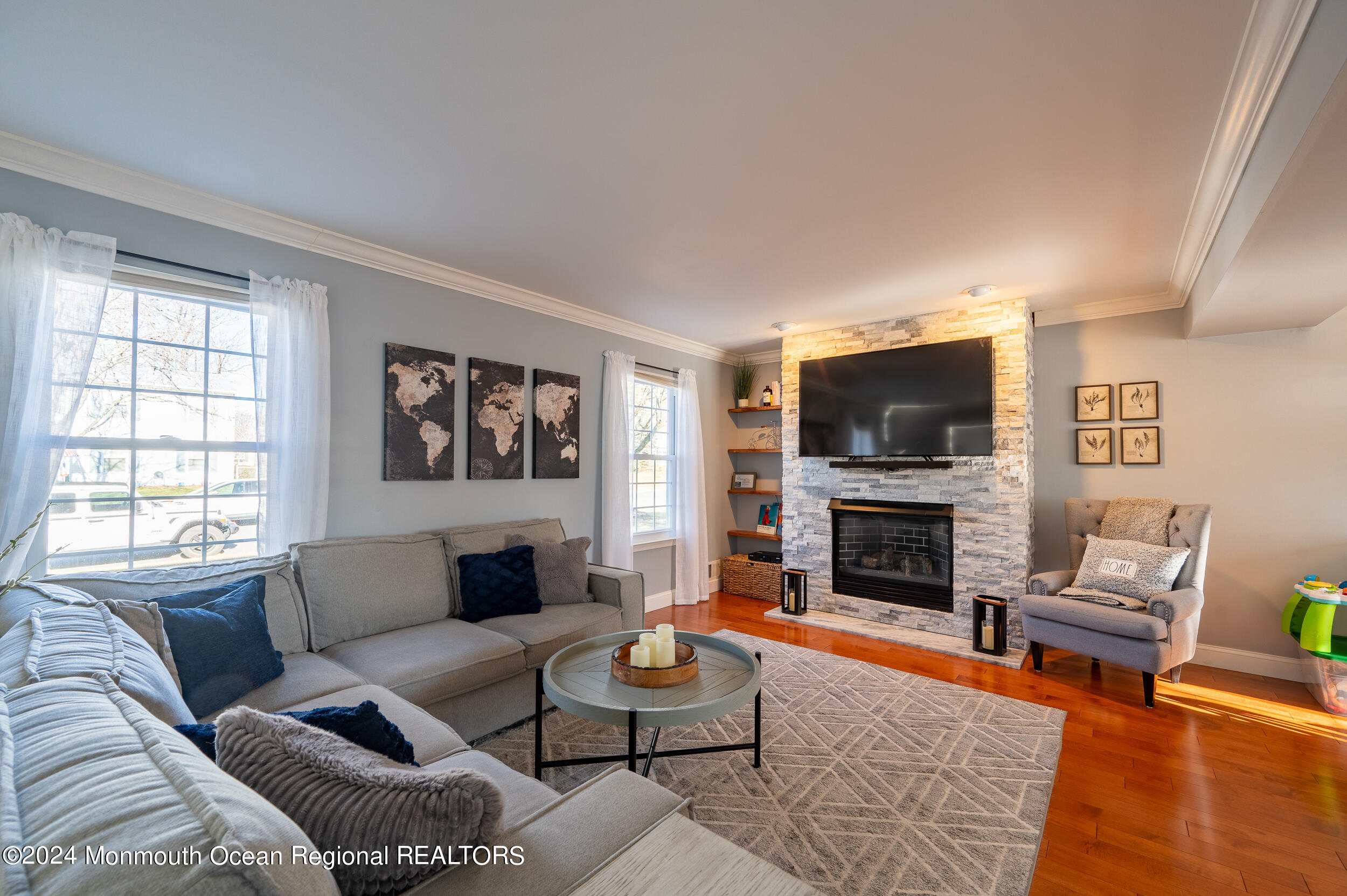 11 Kiwi Loop Howell, NJ 07731 - Photo 14 of 47 Living 1