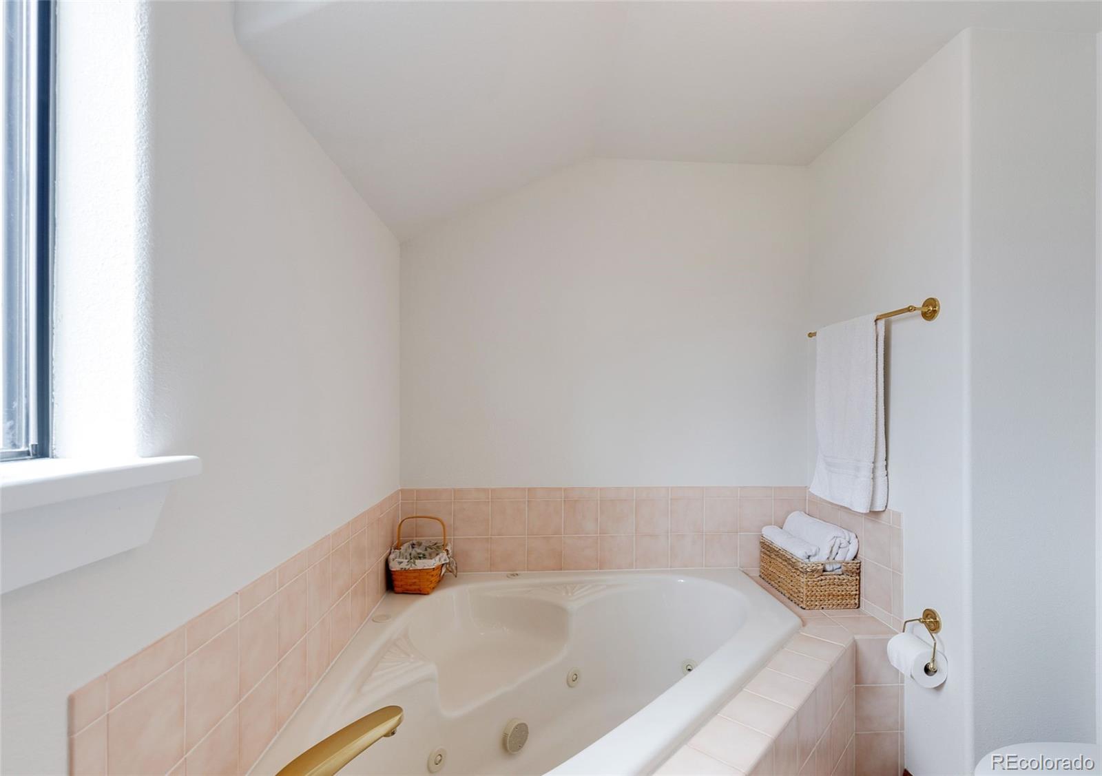 9175 Arapahoe Road Boulder, CO 80301 - Photo 23 of 34 Gallery Image 23