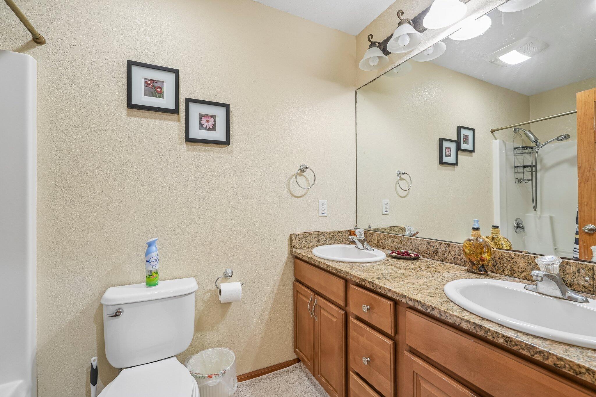 10059 Sheridan Road Pleasant Prairie, WI 53158 - Photo 18 of 33 34-web-or-mls-Sheridan Rd-S0809-034