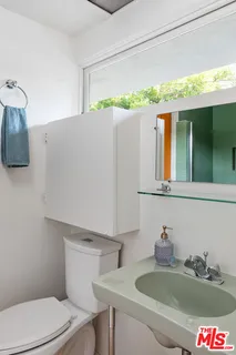 $2,495,000 | 3624 Buena Park Drive, Studio City, CA 91604