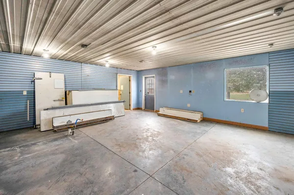 $225,000 | 1958 Highway 15, Truman, MN 56088