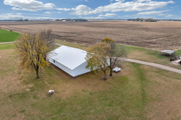 $225,000 | 1958 Highway 15, Truman, MN 56088