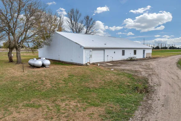 $225,000 | 1958 Highway 15, Truman, MN 56088