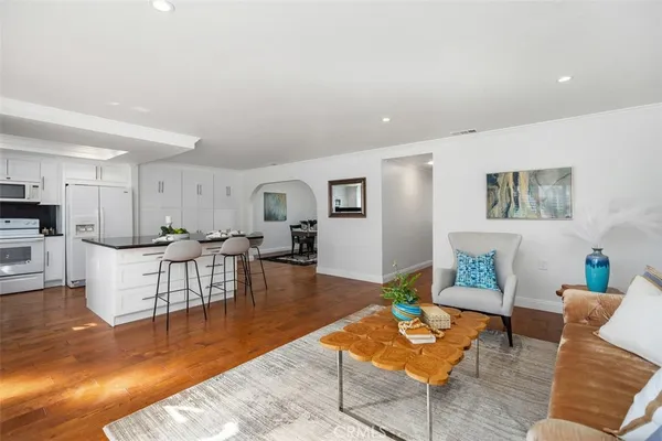 $619,990 | 2005 Via Mariposa West, Unit B, Laguna Woods, CA 92637