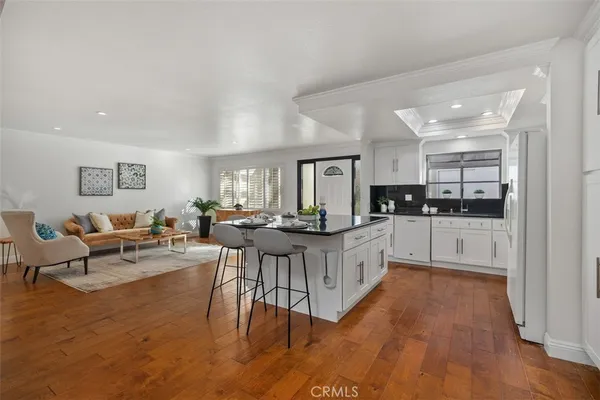 $619,990 | 2005 Via Mariposa West, Unit B, Laguna Woods, CA 92637