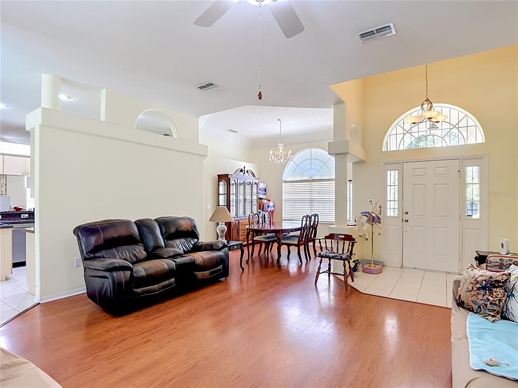 8338 Handcart Road Dade City, FL 33525 - Photo 6 of 96