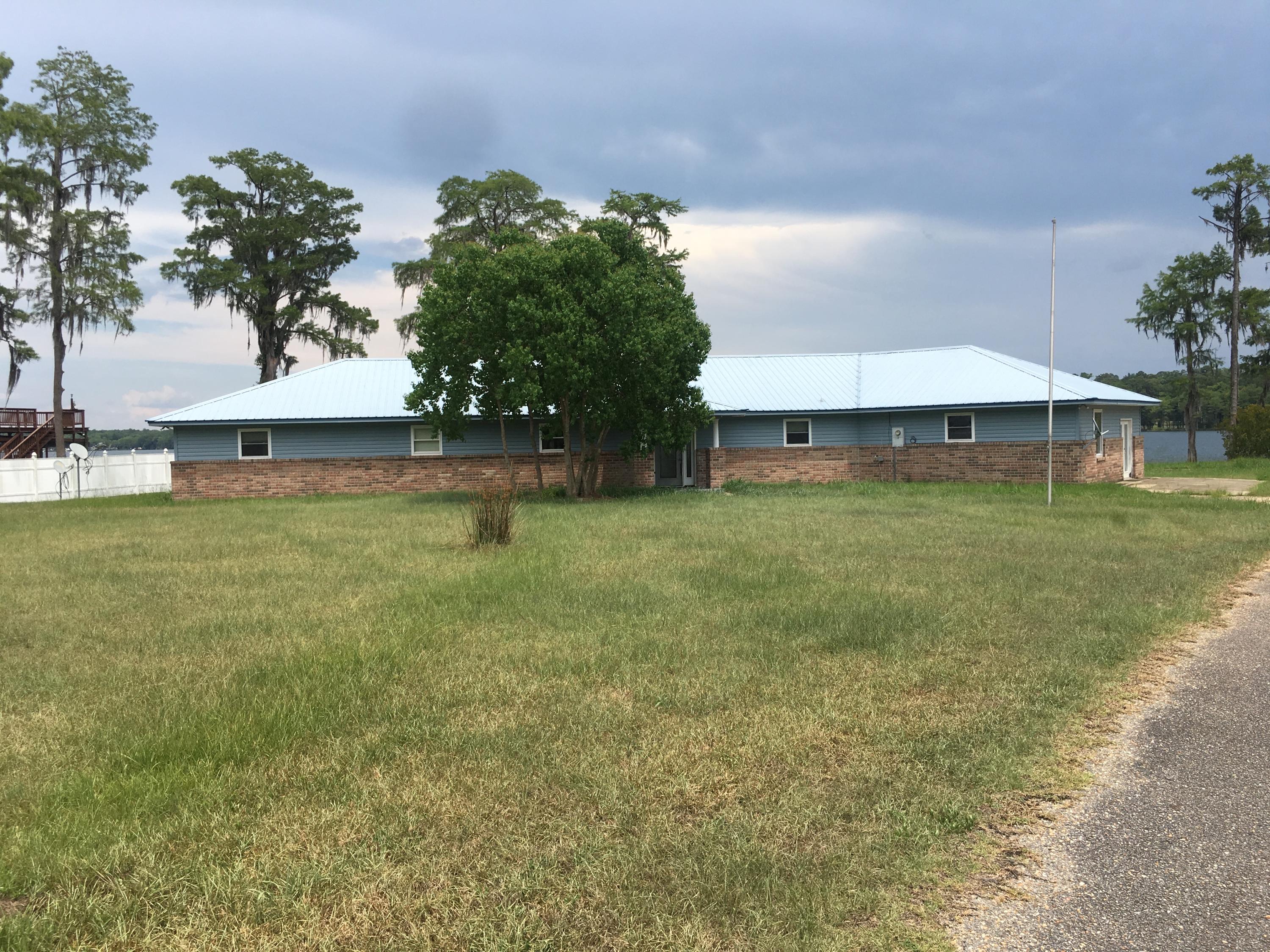 183 Lake Road Laurel Hill, FL 32567 - Photo 2 of 51 IMG_3552