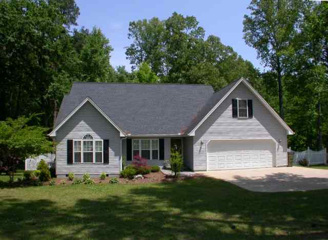 204 Playground Road Walhalla, SC 29691 - Photo 1 of 8 Gallery Image 1