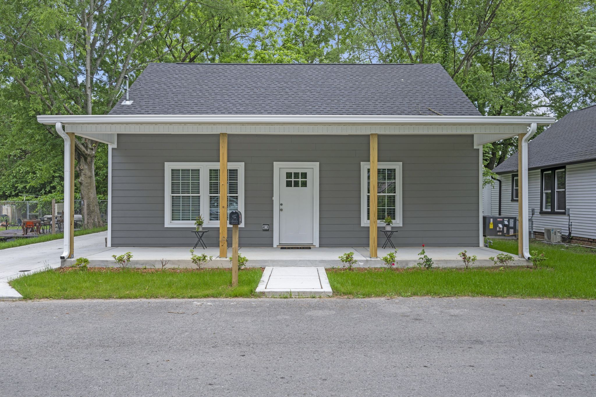 606 Bellview Ave South  