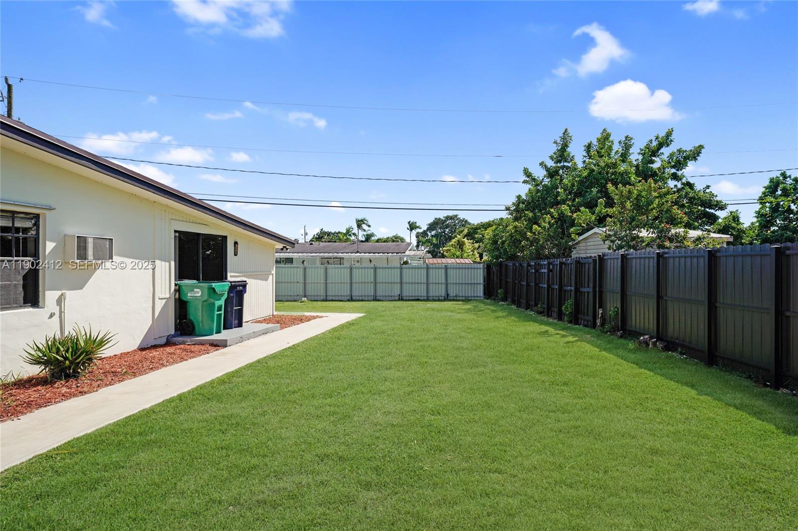 14520 Southwest 289th Street Homestead, FL 33033 - Photo 30 of 34