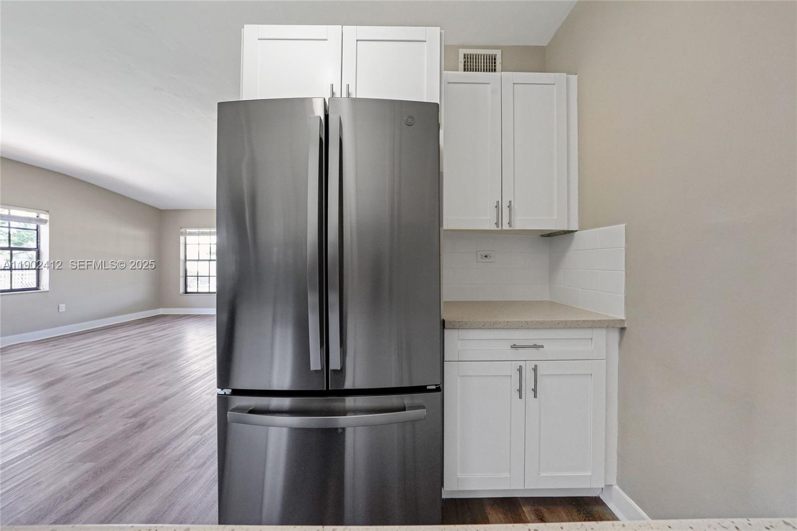 14520 Southwest 289th Street Homestead, FL 33033 - Photo 9 of 34