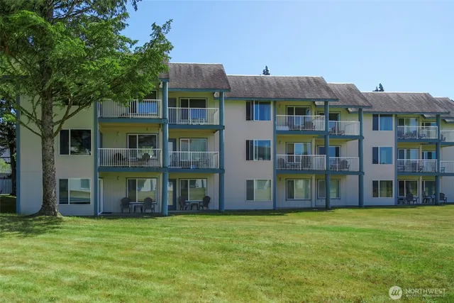 $175,000 | 210 26th Street Northwest, Unit 224B, Long Beach, WA 98631