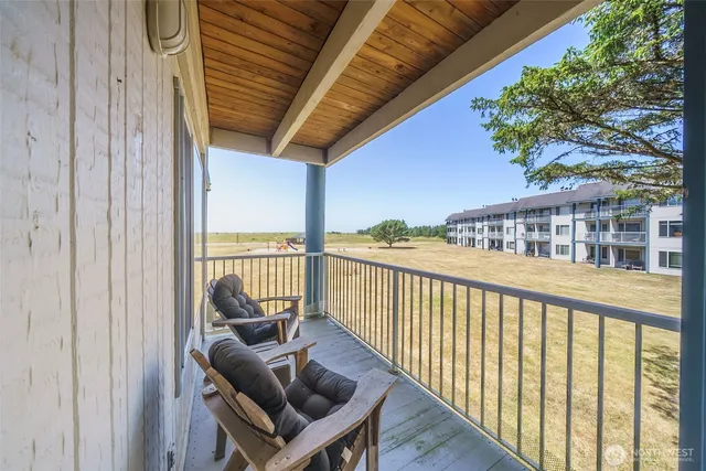 $175,000 | 210 26th Street Northwest, Unit 224B, Long Beach, WA 98631