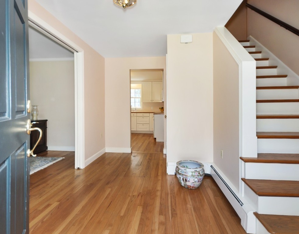 93 Wright Road Concord, MA 01742 - Photo 7 of 25 Gallery Image 7