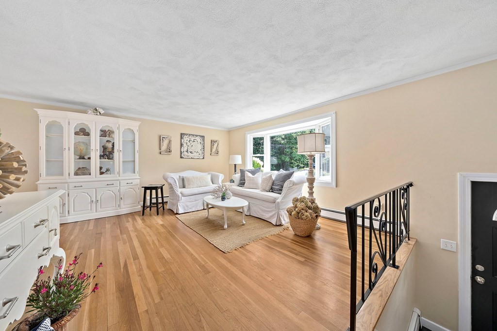 59 Old Farm Road Hanover, MA 02339 - Photo 2 of 26 Gallery Image 2