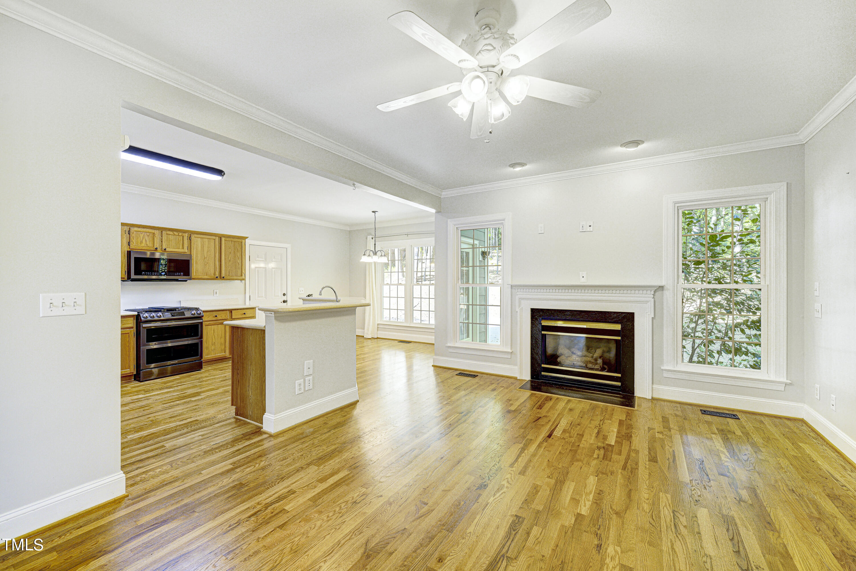 5249 Covington Bend Drive Raleigh, NC 27613 - Photo 9 of 35 08