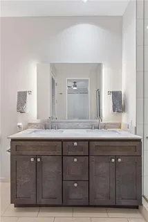 $520,000 | 45 Ivan Allen Jr Boulevard Northwest, Unit 1703, Atlanta, GA 30308