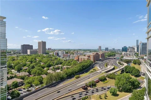 $520,000 | 45 Ivan Allen Jr Boulevard Northwest, Unit 1703, Atlanta, GA 30308