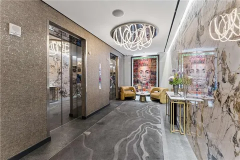 $520,000 | 45 Ivan Allen Jr Boulevard Northwest, Unit 1703, Atlanta, GA 30308
