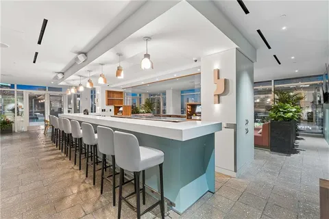 $520,000 | 45 Ivan Allen Jr Boulevard Northwest, Unit 1703, Atlanta, GA 30308