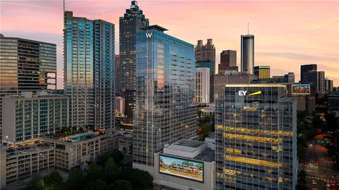 $520,000 | 45 Ivan Allen Jr Boulevard Northwest, Unit 1703, Atlanta, GA 30308