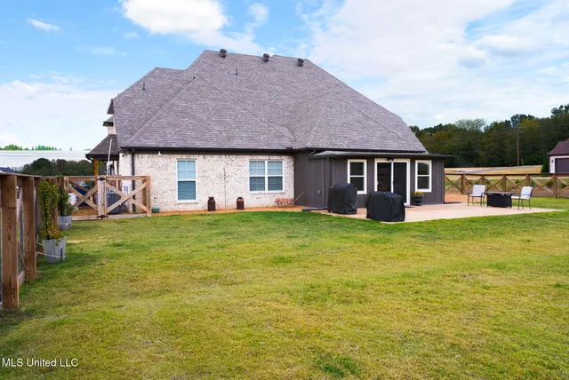 $620,000 | 5441 Grays Valley Drive, Hernando, MS 38632
