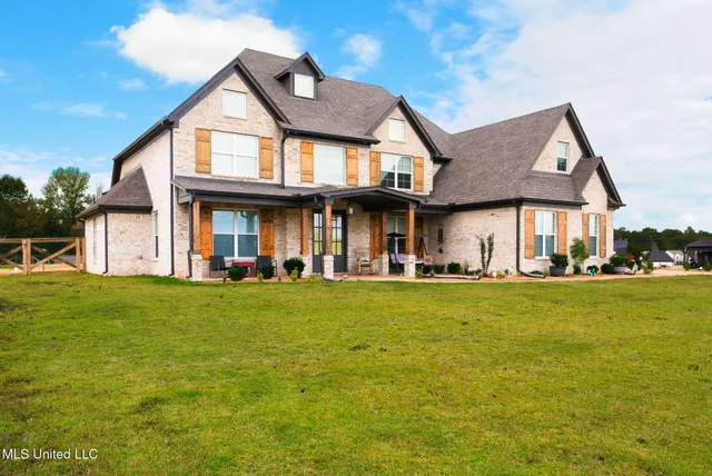 $620,000 | 5441 Grays Valley Drive, Hernando, MS 38632