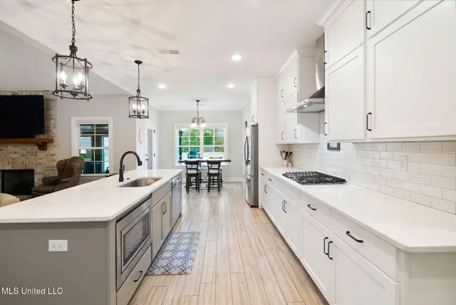 $620,000 | 5441 Grays Valley Drive, Hernando, MS 38632