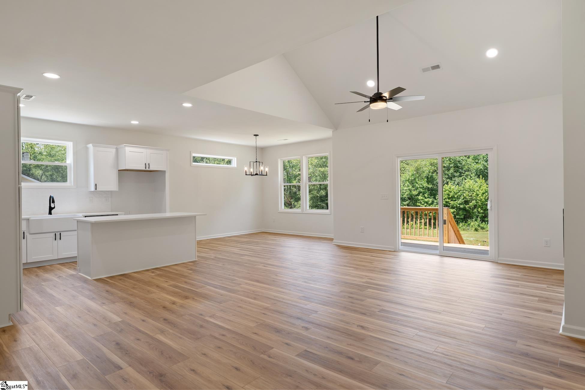 408 Burrell Street Pendleton, SC 29670 - Photo 6 of 34 Gallery Image 6