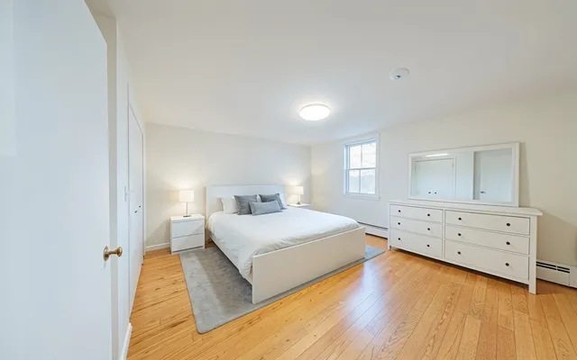 $2,350 | 1026 Chestnut Street, Unit 2A, Newton, MA 02464