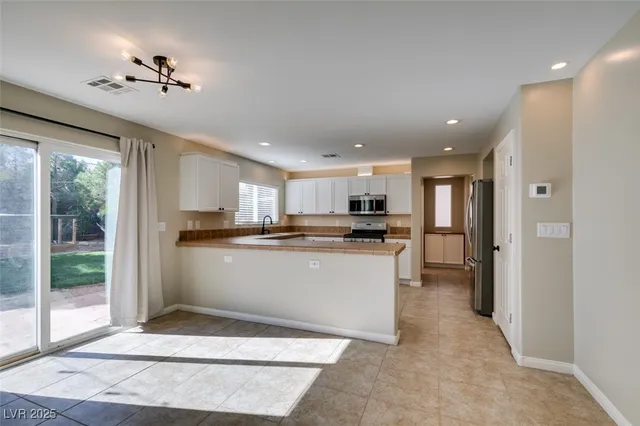 $2,799 | 25 Precipice Court, Henderson, NV 89002