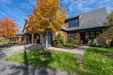 $899,000 | 1 Abbey Road, Unit 1, Sherborn, MA 01770