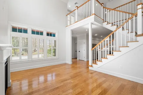 $899,000 | 1 Abbey Road, Unit 1, Sherborn, MA 01770