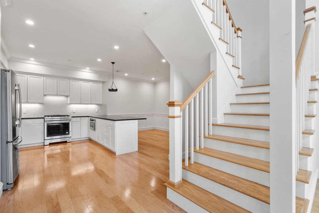 1 Abbey Road, Unit 1 Sherborn, MA 01770 - Photo 12 of 40