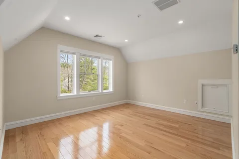 $899,000 | 1 Abbey Road, Unit 1, Sherborn, MA 01770