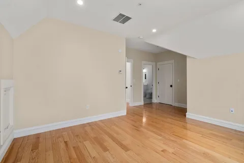 $899,000 | 1 Abbey Road, Unit 1, Sherborn, MA 01770