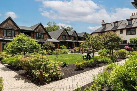 $899,000 | 1 Abbey Road, Unit 1, Sherborn, MA 01770