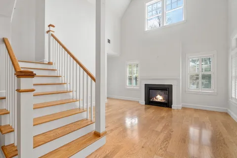 $899,000 | 1 Abbey Road, Unit 1, Sherborn, MA 01770