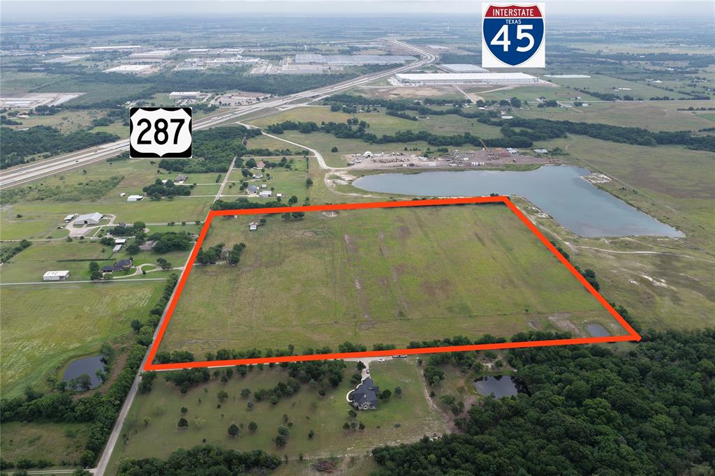 371 Liska Road Ennis, TX 75119 - Photo 2 of 11